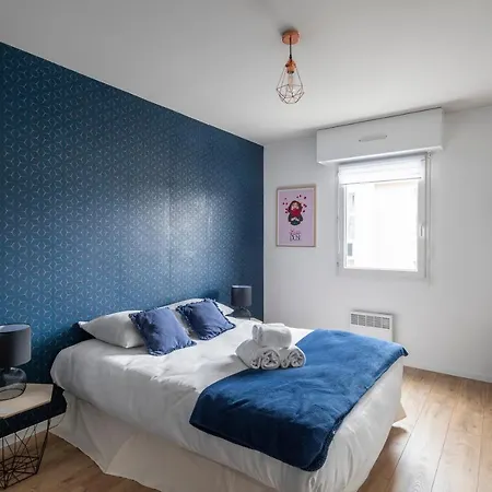 Le Sphinx By Cocoonr